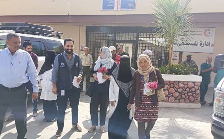 نائب مدير مستشفى الصداقة يستقبل اقتصادية الصحة بالبنك الدولي في عدن