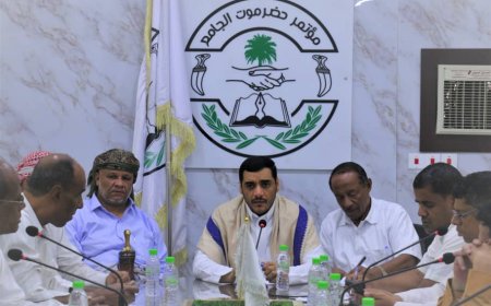 الأمين العام لمؤتمر حضرموت الجامع القاضي العامري يلتقي بقيادات الجامع بوادي وصحراء حضرموت
