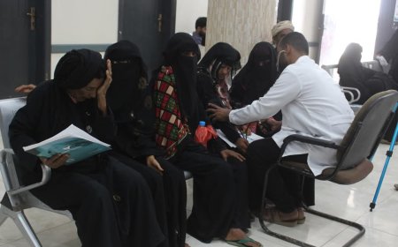 تدشين المخيم الطبي المجاني الثامن للعيون في الخوخة