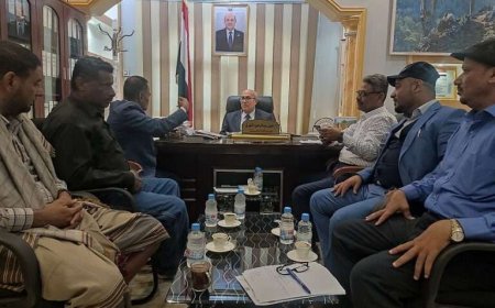 وزير الإدارة المحلية يبحث تحسين أداء صناديق النظافة في المحافظات المحررة