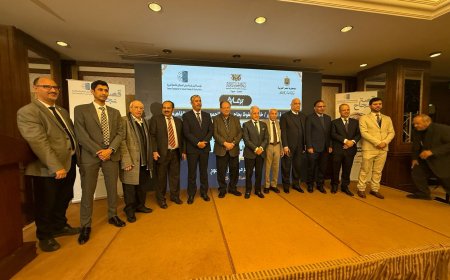 الرئيس علي ناصر محمد يحضر الحفل السنوي الثالث لمؤسسة اليمن لرعاية مرضى السرطان