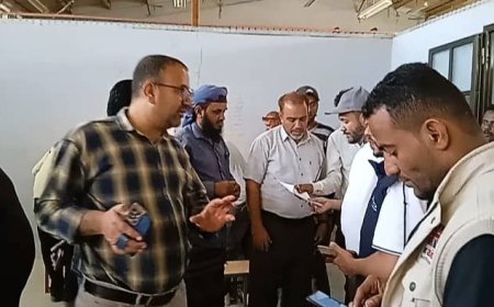 مدير مشروع القدرة على الصمود يطلع على سير الدورة التدريبية في الضالع