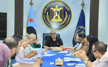 الأمانة العامة تستعرض تقرير أداء ومهام منسقية المجلس الانتقالي في جامعة حضرموت