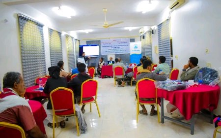الوكيل الدغاري يدشن دورة تدريبية لتعزيز قدرات كوادر مؤسسة المياه والصرف الصحي بالمحافظة