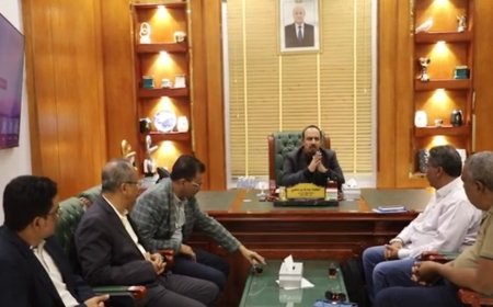 محافظ حضرموت يؤكد دعم جهود شركة بترومسيلة لتجاوز صعوباتها الحالية وضمان تطوير العمل بالشركة