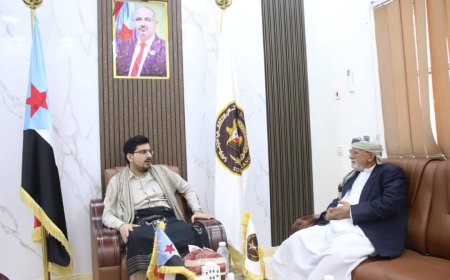 رئيس انتقالي المهرة يستقبل الشيخ سالم عبدالله المقدم