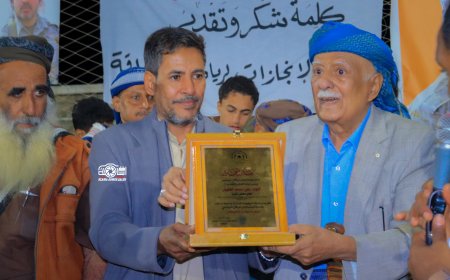 تدشين انارة ملعب الناصر عرفان لودر والداعم اللواء ناصر عبدربه منصور