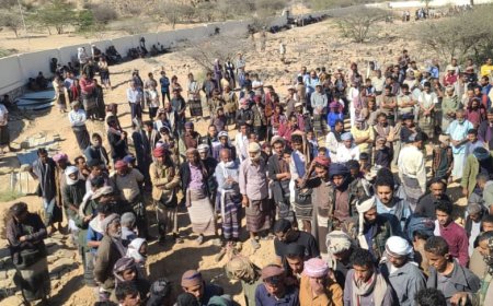 جماهير غفيرة تشيع الفقيد بن ناهيه بمسقط رأسه صدر باراس بشبوة