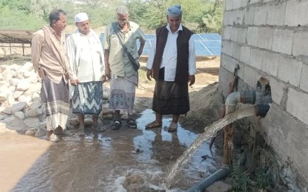 مدير عام المحفد يفتتح مشروع إعادة تأهيل مياه منطقة الحاق بالمديرية