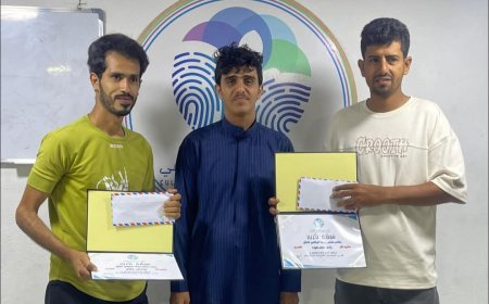 ملتقى “بصمة” يكرم صيادين لإنقاذهما سلحفاة مهددة بالانقراض