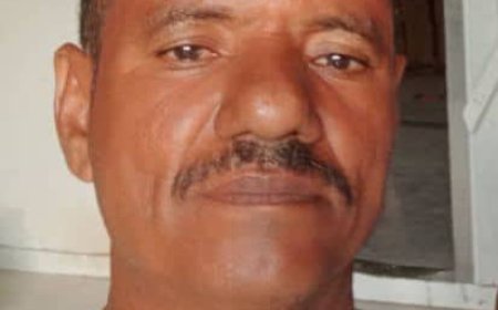 مكتب الصحة بعدن ينعي وفاة مدير الإمداد في برنامج التحصين الموسع فريد محمد ملهي