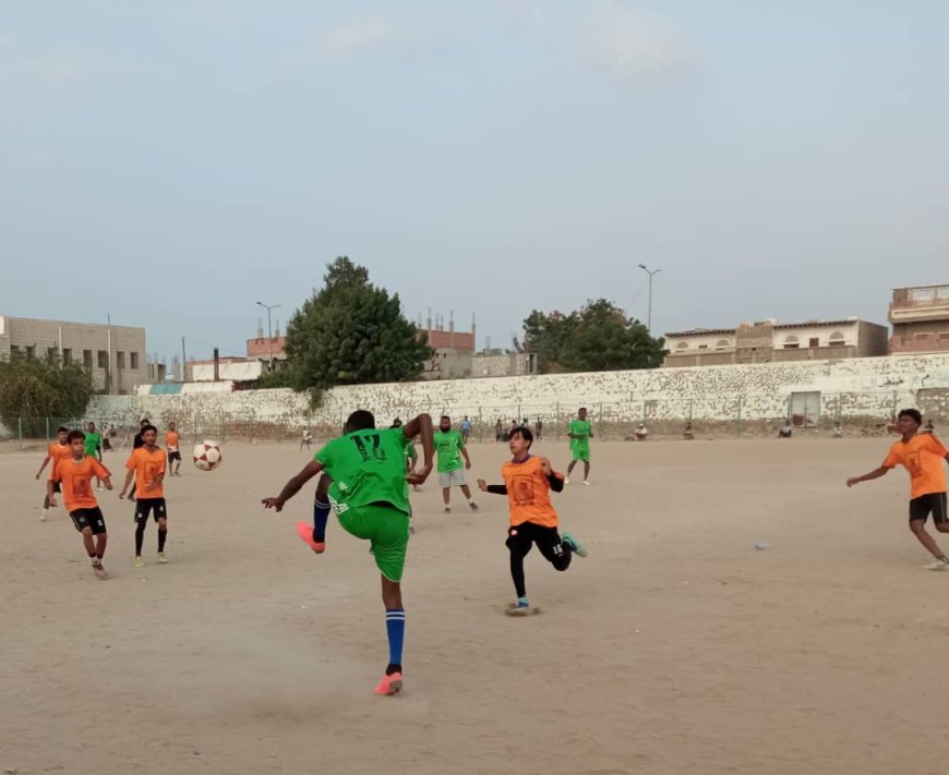 مكتب الفرق الشعبية بخنفر  يقر اللجنة المنظمة  لدوري الشهيد البطل عبداللطيف السيد ورفاقه الرمضاني النسخة الثانية . 