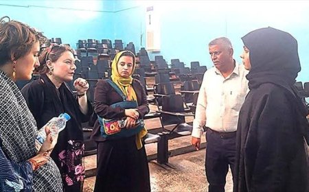 عميد كلية الإعلام يستقبل مسؤول منظمة الصحافة الفرنسية