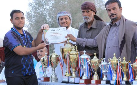 ثانوية الحوطة للبنين مديرية شبام تختتم برنامج المنافسات الرياضية