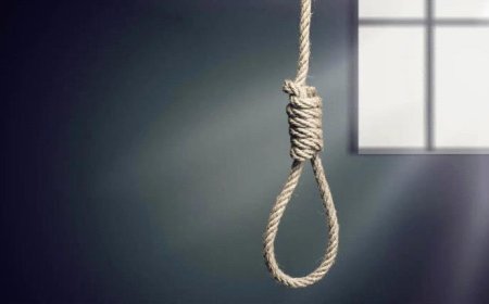 مراهق ينهي حياته بسبب تحطيم والده هاتفه المحمول في الغيضة.. تفاصيل 