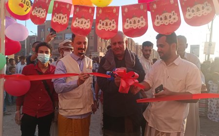 الوكيل شائع يدشن مخيم الإفطار الجماعي لمؤسسة بازرعة التنموية الخيرية بعدن