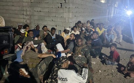 استشعاراً بمسؤوليته اتجاه الشباب.. القائد الشنيني يحل الإشكالية بين فريقاً الشعلة والطير ويؤكد أهمية إنجاح دوري الشهيد عبداللطيف السيد