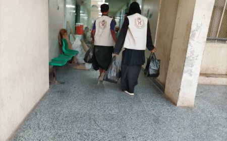 مؤسسة المحروسة توزع وجبات إفطار لنزلاء مستشفى ابن خلدون بدعم من فاعل خير
