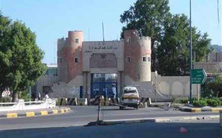 إدارة أمن عدن تحذر من بيع وشراء الألعاب النارية للأطفال