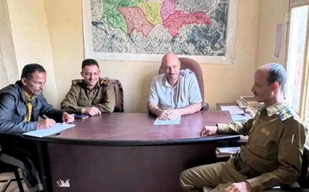 مدير عام مديرية القاهرة يشيد بالجهود الأمنية خلال زيارته لشرطة المديرية