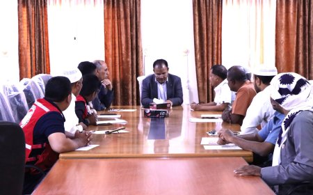 بحضور الوكيل العامري.. جمعية الهلال الأحمر اليمني بحضرموت تسلم مشروع تنفيذ تمديد شبكة المياه الرئيسية لمنطقة السحيل الغربي بسيئون للجهة المنفذة