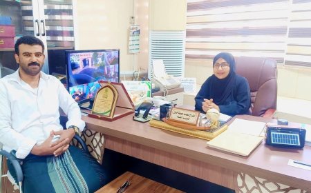 رئيس نقابة الصحفيين والإعلاميين الجنوبيين بحضرموت يلتقي مدير إذاعة المكلا ويبحثان سبل التعاون المشترك