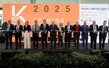 وزير البيئة وأمن الطاقة الإيطالي يفتتح معرض KEY لتقديم حلول التحول في مجال الطاقة والكفاءة