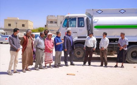 شبوة تستلم الدفعة الثانية من الآليات والمعدات الإماراتية لدعم صندوق النظافة والتحسين