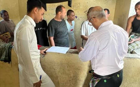رئيس نيابة استئناف حضرموت يتفقد أوضاع المحتجزين بمركز أمن باعبود ويشدد على تسريع الإجراءات القانونية