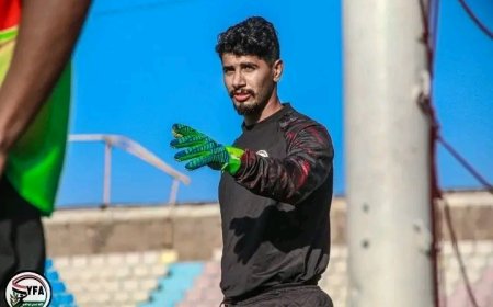 بعثة المنتخب الوطني الأول تعزي الحارس اسامة حيدر في وفاة شقيقه