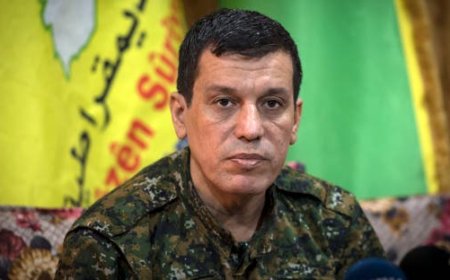 قال قائد قوات سوريا الديمقراطية "قسد" مظلوم عبدي، إن أحمد الشرع هو الرئيس ولن يكون في سوريا جيشان.