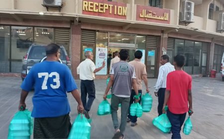 مؤسسة الهجرة تواصل مشروع توزيع وجبات إفطار الصائم في مستشفى الصداقة بعدن