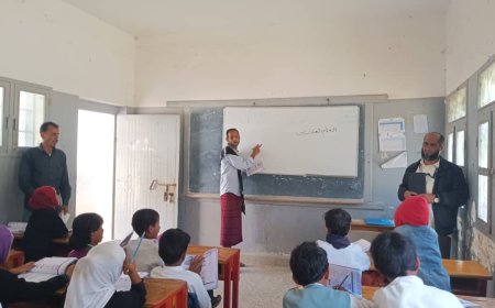 مدير مكتب التربية بسرار يتفقد سير برنامج التعليم التعويضي بعدد من المدارس