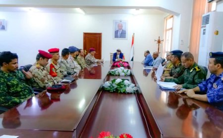 محافظ تعز يشدد على اليقظة والجاهزية لمواجهة التحديات الأمنية