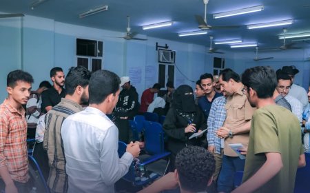 البكري يطلع على سير برامج المهارات القيادية والإدارية لطلاب جامعة عدن