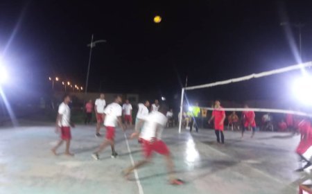 طائرة خنفر تقصف مدرجات  الدرجاج بثلاثة أشواط دون رد  في البطولة الرمضانية الاولى لأندية أبين .