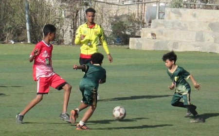 إثارة وندية في بطولة نادي الصقر الرمضانية