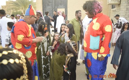 فرقة النمر الكوميدية تشارك في ختم مسجد جامع النور بعرض آل عل بن سعيد م / سيئون