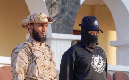 العميد عبدالرحمن الشنيني يبعث برقية تهنئة ومباركة للعقيد مهدي حنتوش بمناسبة تعيينه قائدا لقوات خفر السواحل في محافظة أبين