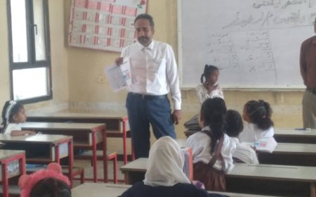 مدير عام تربية أبين يتفقد سير برنامج التعليم التعويضي في عدد من مدارس زنجبار 