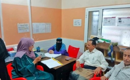 مدير عام شؤون المرأة والشباب بوزارة الصحة تزور مستشفى المخا العام