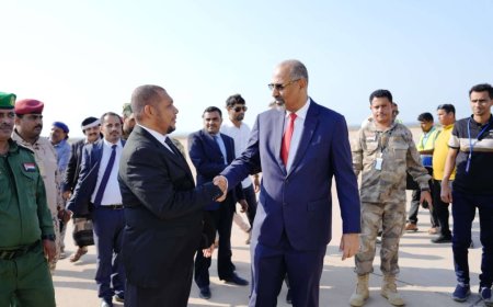 الرئيس الزُبيدي يختتم زياراته لمحافظات الجنوب ويعود إلى العاصمة عدن