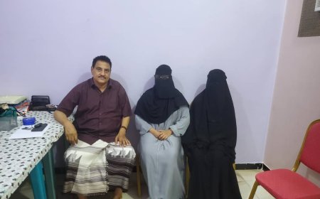 رئيس جمعية أبناء الضالع يزور جمعية الوفاء لرعاية وتأهيل الكفيفات بعدن ويقدم لهم الدعم