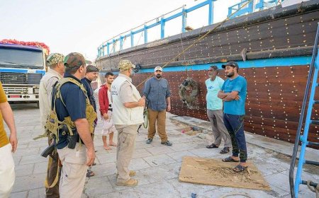 العميد طارق صالح يتفقد ميناء المخا ويطلع على حركة تصدير المنتجات الزراعية