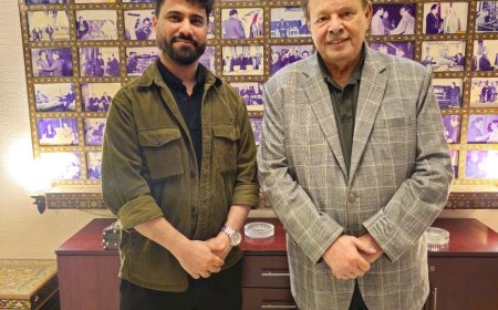 الممثل العدني الشهير عدنان الخضر في ضيافة الرئيس علي ناصر محمد