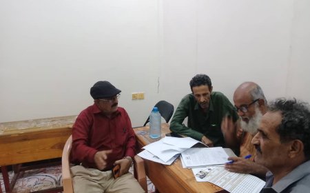 استمرار صرف السلل الغذائية بمديرية البريقا المقدمة من الرئيس القائد عيدروس الزبيدي لليوم الرابع على التوالي