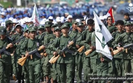 جماعة الحوثي أعادت تحديث اتصالاتها وفرضت قيودا أمنية جديدة مع تصاعد الهجمات الأمريكية (تقرير)
