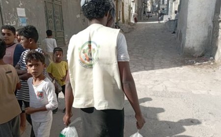 إتحاد الملتقيات بساحل حضرموت يختتم تنفيذ  مشروع سقيا لتوزيع الثلج في المكلا وضواحيها خلال شهر رمضان المبارك