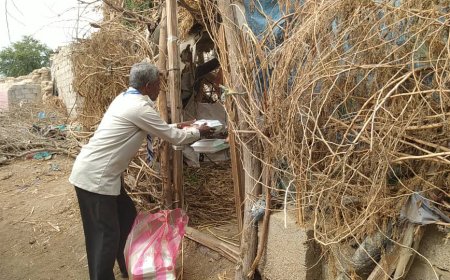 بدعم من القيادة المشتركة.. قوات درع الوطن تستكمل توزيع وجبات إفطار صائم على مدينة جعار والمخزن وتستهدف قرية عبر عثمان