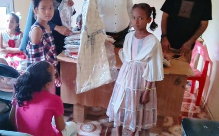 بتمويل من مصنع أسمنت الوحدة.. جمعية " التفوق " لرعاية وتأهيل الأيتام خنفر تدشن توزيع كسوة العيد على ( 674 ) يتيما ويتيمة